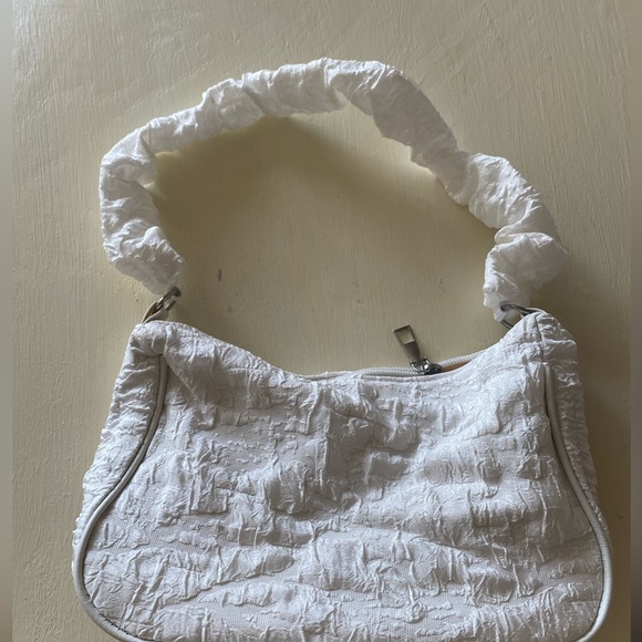 Cute little bag - Picture 2 of 3